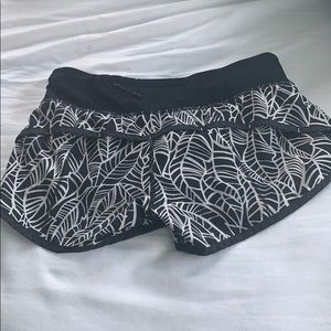 Lululemon Shorts - Size 4